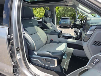2024 Ford Super Duty F-250 Limited Crew Cab Medium Bed - miniatura 18