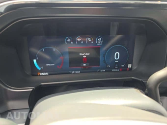 2024 Ford Super Duty F-250 Limited Crew Cab Medium Bed - miniatura 9