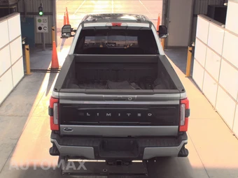 2024 Ford Super Duty F-250 Limited Crew Cab Medium Bed - miniatura 5