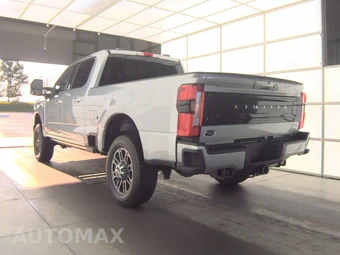 2024 Ford Super Duty F-250 Limited Crew Cab Medium Bed - miniatura 6