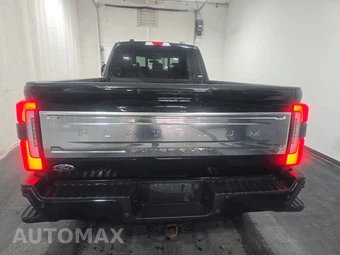 2024 Ford Super Duty F-250 Platinum Crew Cab Long Bed - miniatura 5