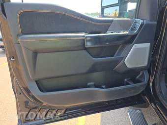 2024 Ford Super Duty F-250 Platinum Crew Cab Long Bed - miniatura 15