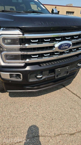 2024 Ford Super Duty F-250 Platinum Crew Cab Long Bed - miniatura 25