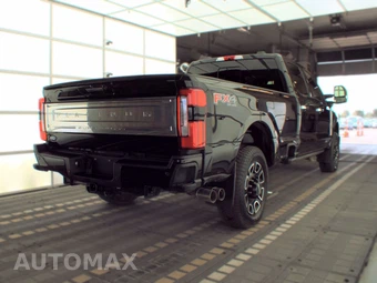 2024 Ford Super Duty F-250 Platinum Crew Cab Long Bed - miniatura 5