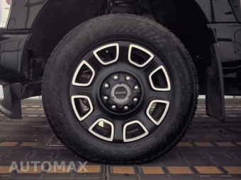 2024 Ford Super Duty F-250 Platinum Crew Cab Long Bed - miniatura 9