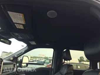 2024 Ford Super Duty F-250 Platinum Crew Cab Medium Bed - miniatura 18