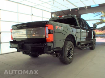2024 Ford Super Duty F-250 Platinum Crew Cab Medium Bed - miniatura 5
