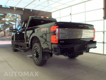 2024 Ford Super Duty F-250 Platinum Crew Cab Medium Bed - miniatura 8
