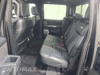 2024 Ford Super Duty F-250 Platinum Crew Cab Medium Bed - miniatura 13