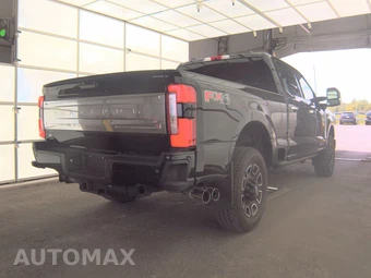 2024 Ford Super Duty F-250 Platinum Crew Cab Medium Bed - miniatura 4