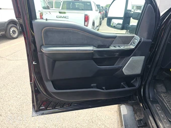 2024 Ford Super Duty F-250 Platinum Crew Cab Medium Bed - miniatura 9