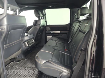 2024 Ford Super Duty F-250 Platinum Crew Cab Medium Bed - miniatura 13