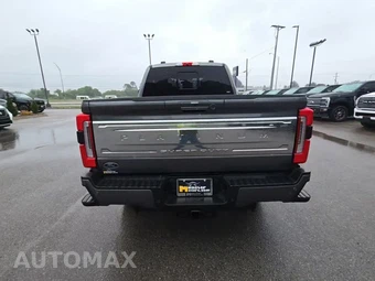 2024 Ford Super Duty F-250 Platinum Crew Cab Medium Bed - miniatura 4