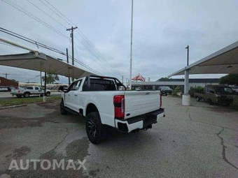 2024 Ford Super Duty F-250 Platinum Crew Cab Medium Bed - miniatura 2