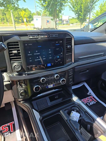 2024 Ford Super Duty F-250 Platinum Crew Cab Medium Bed - miniatura 10
