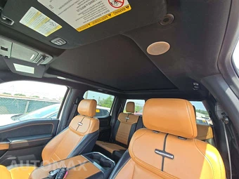 2024 Ford Super Duty F-250 Platinum Crew Cab Medium Bed - miniatura 11