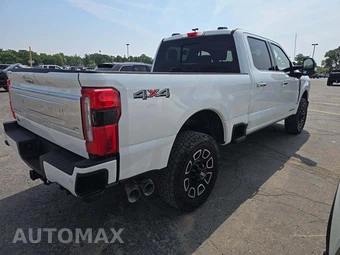 2024 Ford Super Duty F-250 Platinum Crew Cab Medium Bed - miniatura 3