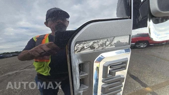 2024 Ford Super Duty F-250 Platinum Crew Cab Medium Bed - miniatura 24
