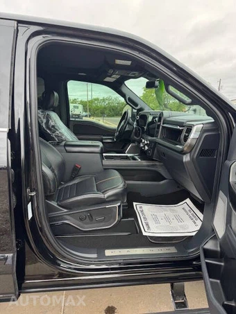 2024 Ford Super Duty F-250 Platinum Crew Cab Medium Bed - miniatura 38