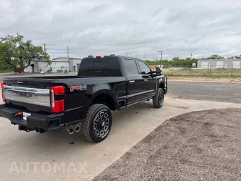 2024 Ford Super Duty F-250 Platinum Crew Cab Medium Bed - miniatura 5