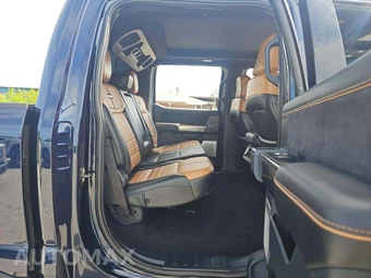 2024 Ford Super Duty F-250 Platinum Crew Cab Medium Bed - miniatura 13