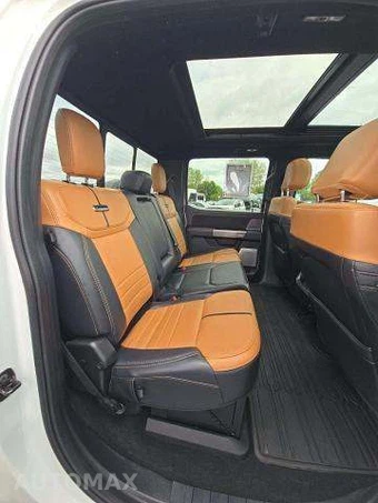 2024 Ford Super Duty F-250 Platinum Crew Cab Medium Bed - miniatura 16