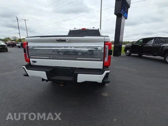 2024 Ford Super Duty F-250 Platinum Crew Cab Medium Bed - miniatura 3