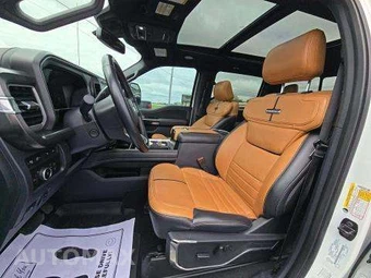 2024 Ford Super Duty F-250 Platinum Crew Cab Medium Bed - miniatura 6