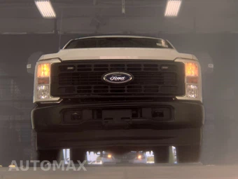 2024 Ford Super Duty F-250 XL Crew Cab Long Bed - miniatura 3
