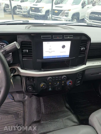2024 Ford Super Duty F-250 XL Crew Cab Long Bed - miniatura 10