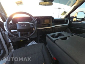 2024 Ford Super Duty F-250 XL Crew Cab Long Bed - miniatura 11