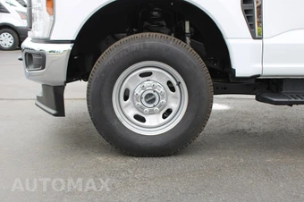 2024 Ford Super Duty F-250 XL Crew Cab Long Bed - miniatura 36