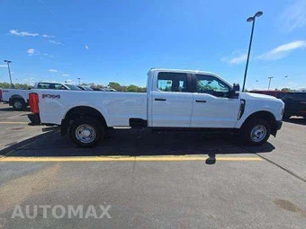 2024 Ford Super Duty F-250 XL Crew Cab Long Bed - miniatura 4