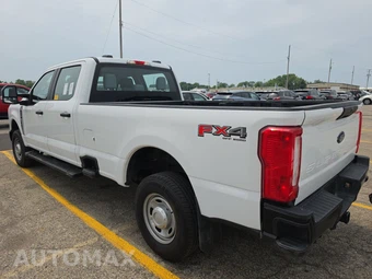 2024 Ford Super Duty F-250 XL Crew Cab Long Bed - miniatura 6