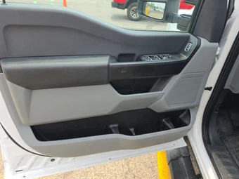 2024 Ford Super Duty F-250 XL Crew Cab Long Bed - miniatura 9