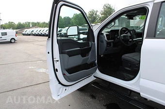 2024 Ford Super Duty F-250 XL Crew Cab Long Bed - miniatura 14