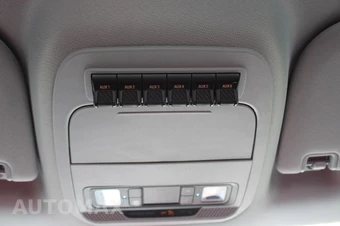 2024 Ford Super Duty F-250 XL Crew Cab Long Bed - miniatura 28