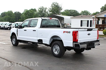 2024 Ford Super Duty F-250 XL Crew Cab Long Bed - miniatura 4