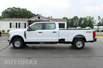 2024 Ford Super Duty F-250 XL Crew Cab Long Bed - miniatura 6