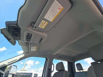 2024 Ford Super Duty F-250 XL Crew Cab Long Bed - miniatura 8