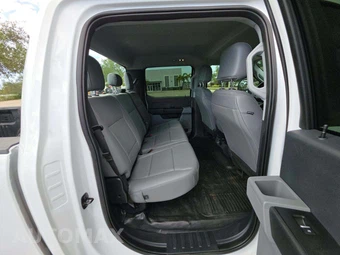 2024 Ford Super Duty F-250 XL Crew Cab Long Bed - miniatura 16