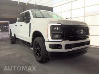 2024 Ford Super Duty F-250 XL Crew Cab Long Bed - miniatura 3