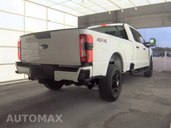 2024 Ford Super Duty F-250 XL Crew Cab Long Bed - miniatura 4
