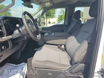 2024 Ford Super Duty F-250 XL Crew Cab Long Bed - miniatura 7