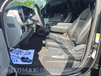 2024 Ford Super Duty F-250 XL Crew Cab Long Bed - miniatura 3