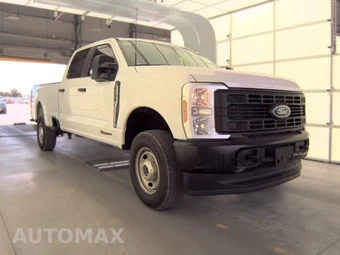 2024 Ford Super Duty F-250 XL Crew Cab Long Bed - miniatura 3