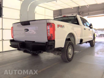 2024 Ford Super Duty F-250 XL Crew Cab Long Bed - miniatura 4