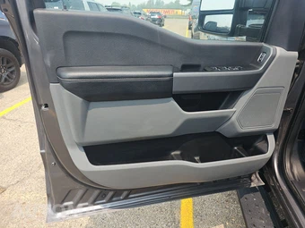 2024 Ford Super Duty F-250 XL Crew Cab Medium Bed - miniatura 9