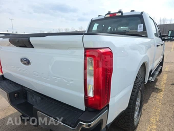 2024 Ford Super Duty F-250 XL Crew Cab Medium Bed - miniatura 4