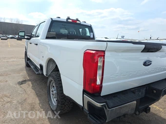 2024 Ford Super Duty F-250 XL Crew Cab Medium Bed - miniatura 6